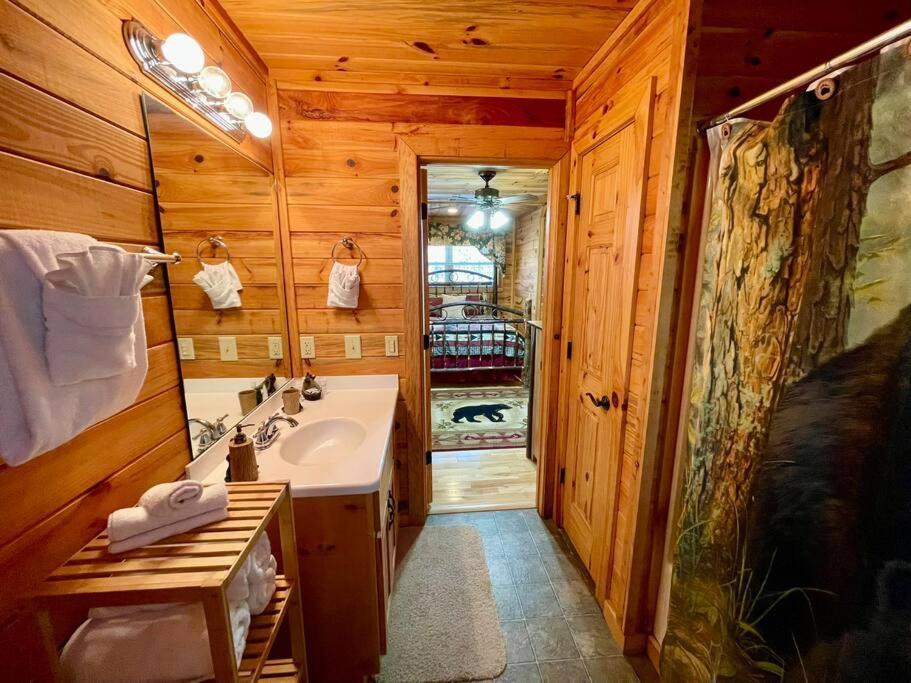 Cabin 2 Bed Close To Helen Hot Tub #15 מראה חיצוני תמונה