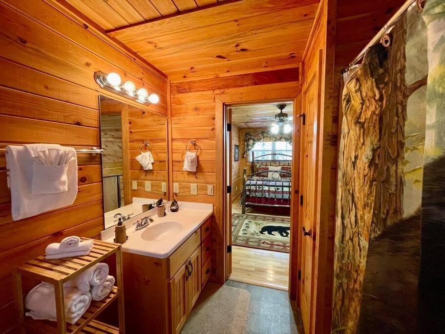 Cabin 2 Bed Close To Helen Hot Tub #15 מראה חיצוני תמונה