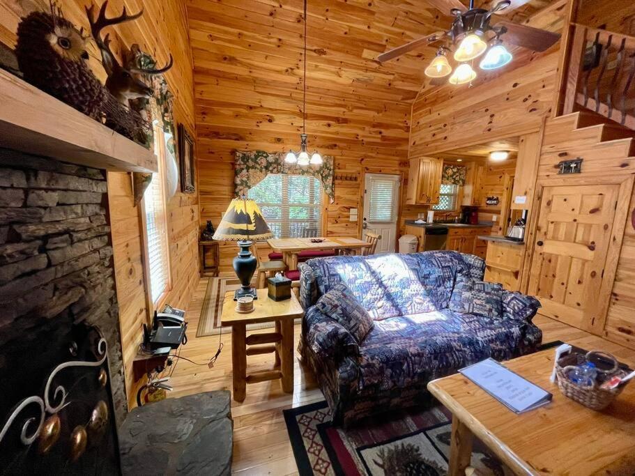 Cabin 2 Bed Close To Helen Hot Tub #15 מראה חיצוני תמונה